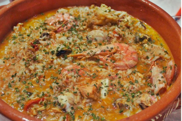 Arroz de Peixe: Um Banquete do Mar no seu Prato.