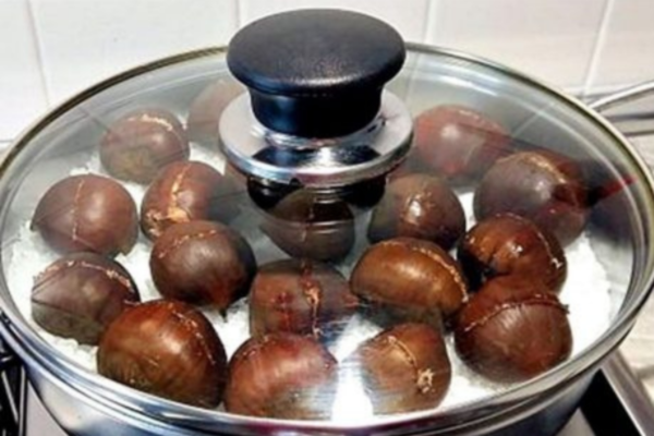 Castanhas Assadas com Sal Delicioso e Fácil de Fazer