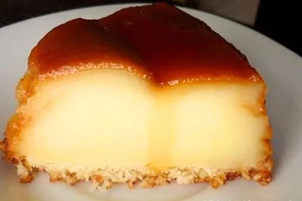 pedaço de Pudim de Maisena