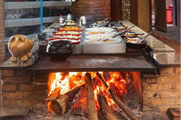 como limpar fogão fogão a lenha com comidas acima
