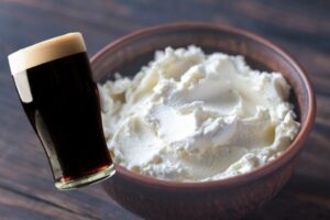 Creme de Ricota com Cerveja Preta: Sabor Cremoso com Toque Rico e Surpreendente
